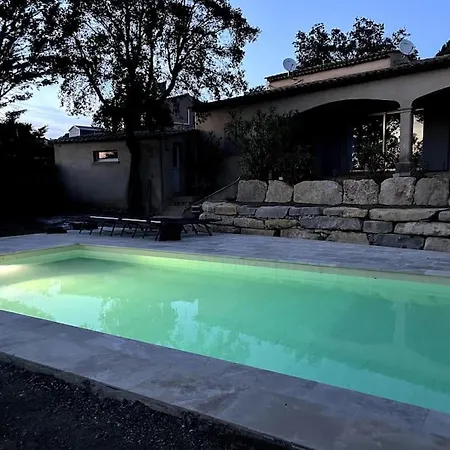 Lou Pantai With New Swimming Pool Villa *