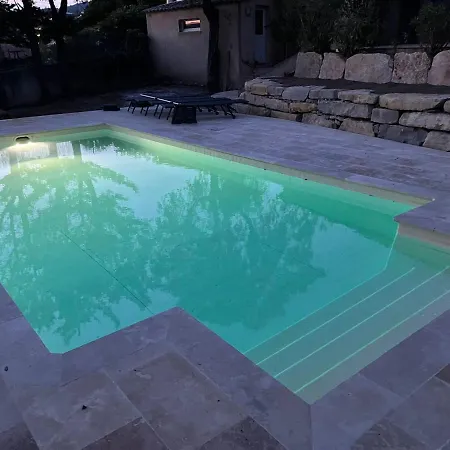 Lou Pantai With New Swimming Pool Villa